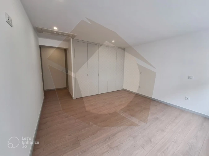 Apartamento T4 para Venda em Cedofeita, Santo Ildefonso, Sé, Miragaia, São Nicolau e Vitória Foto 6