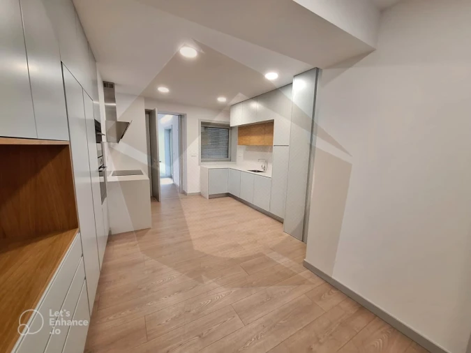 Apartamento T4 para Venda em Cedofeita, Santo Ildefonso, Sé, Miragaia, São Nicolau e Vitória Foto 7