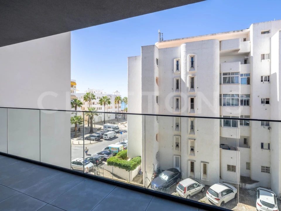 Apartamento T2 para Venda em Quarteira Foto 12