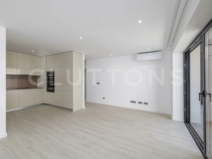 Apartamento T2 para Venda em Quarteira Foto 6