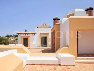 Moradia T4 para Venda em Loule (São Clemente)