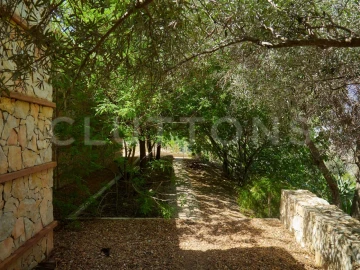 Moradia T4 para Venda em Loule (São Clemente)
