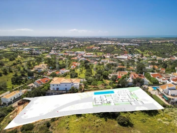 Moradia T6 para Venda em Quarteira