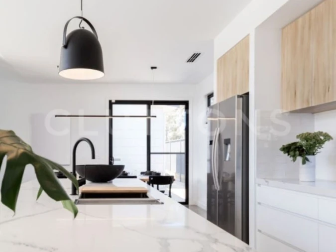 Apartamento T3 para Venda em Quelfes Foto 2