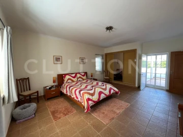 Moradia T4 para Venda em Moncarapacho e Fuseta