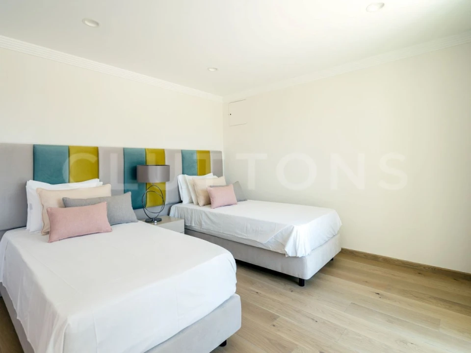 Moradia T6 para Venda em Pechão Foto 21