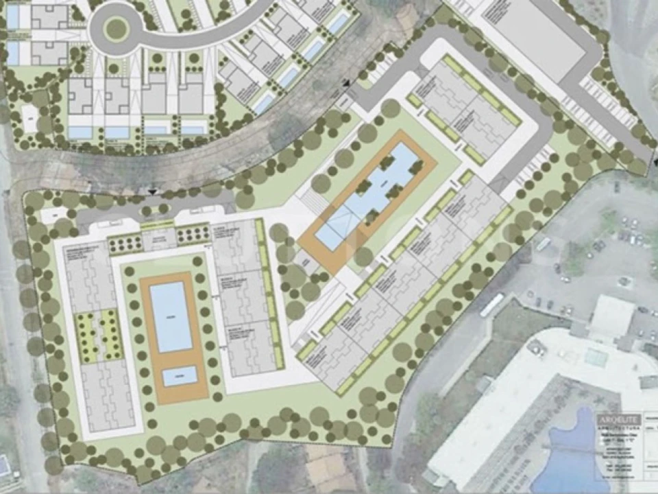 Terreno para Venda em Albufeira e Olhos de Água Foto 2