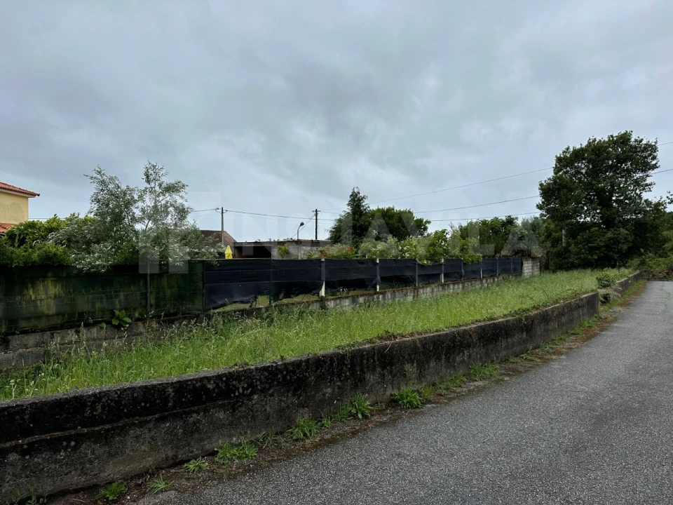 Terreno para Venda em Vila Praia de Ancora Foto 1