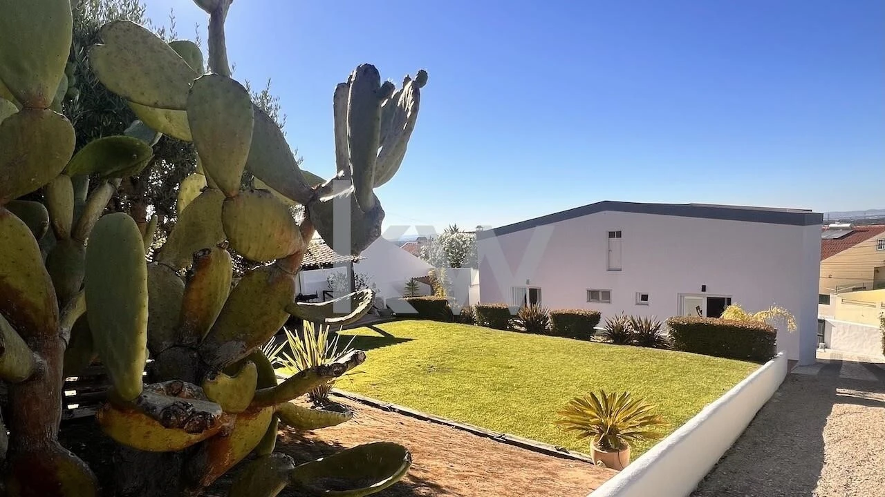 Moradia T4 para Venda em Quinta do Anjo Foto 18