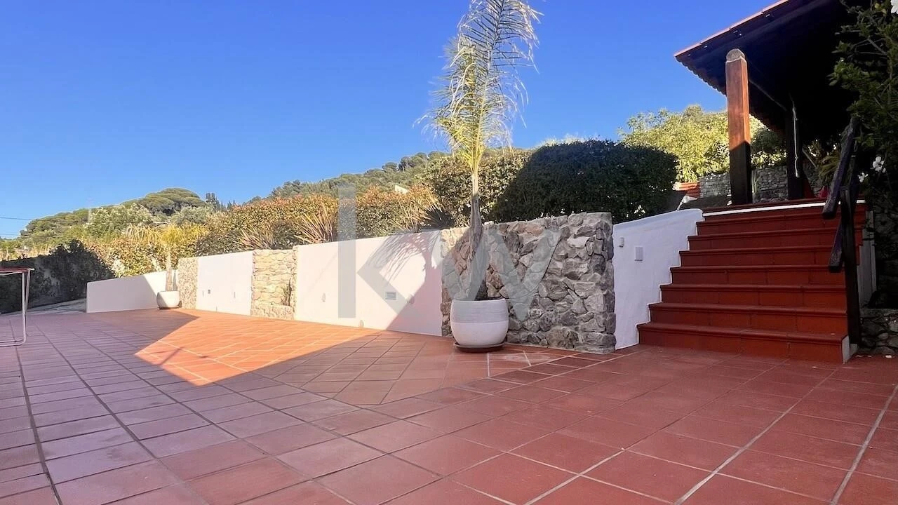 Moradia T4 para Venda em Quinta do Anjo Foto 3