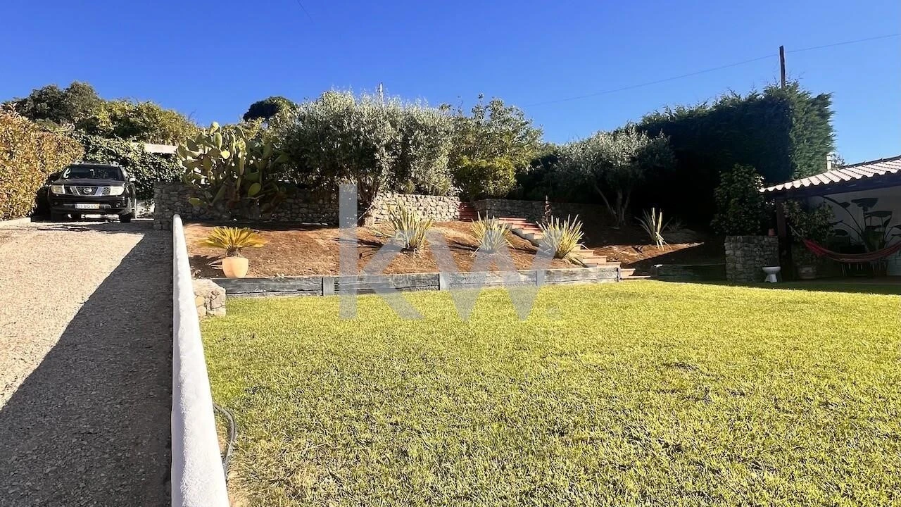 Moradia T4 para Venda em Quinta do Anjo Foto 13