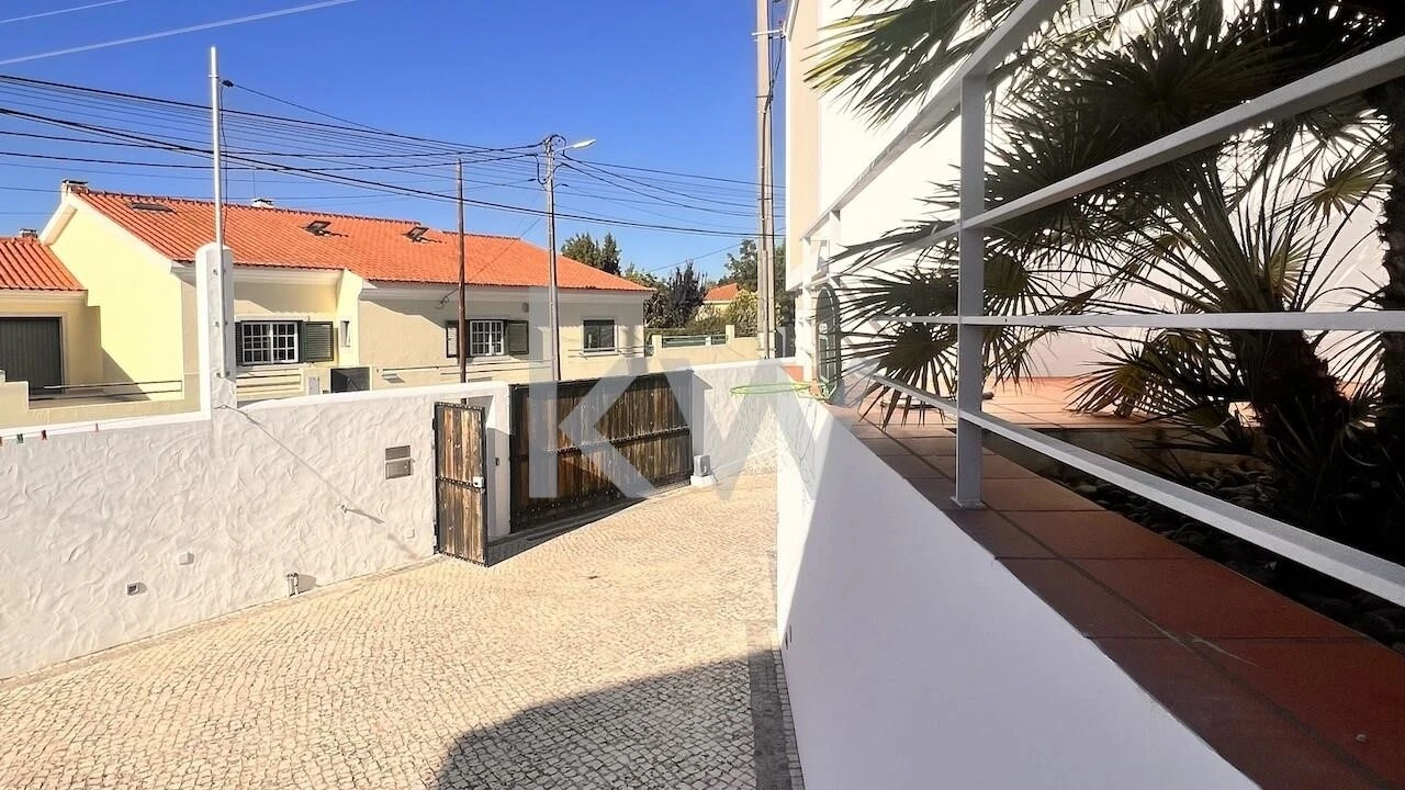 Moradia T4 para Venda em Quinta do Anjo Foto 35