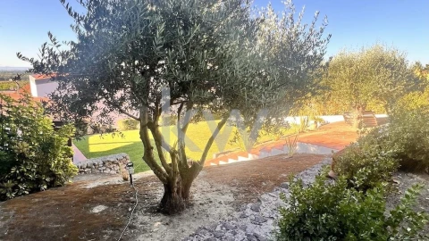 Moradia T4 para Venda em Quinta do Anjo