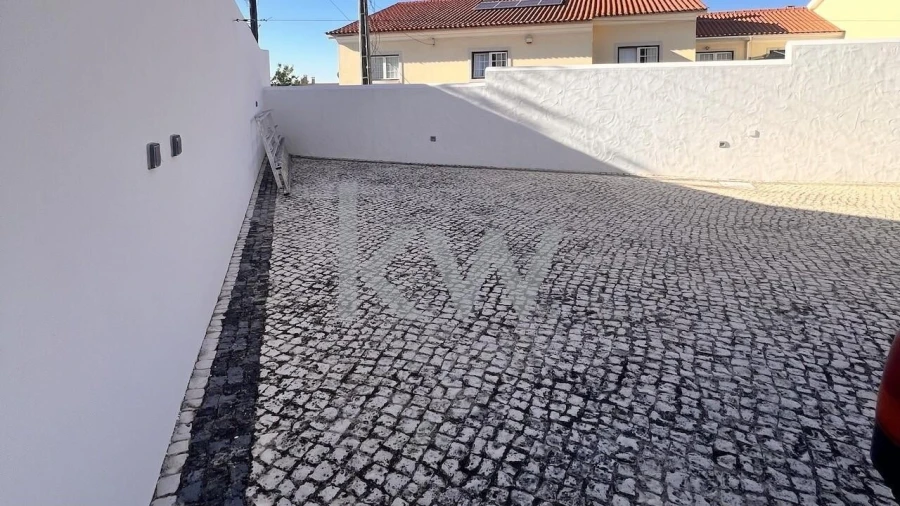 Moradia T4 para Venda em Quinta do Anjo Foto 36