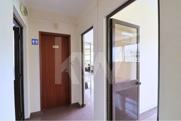 Prédio para Venda em São Mamede Foto 17