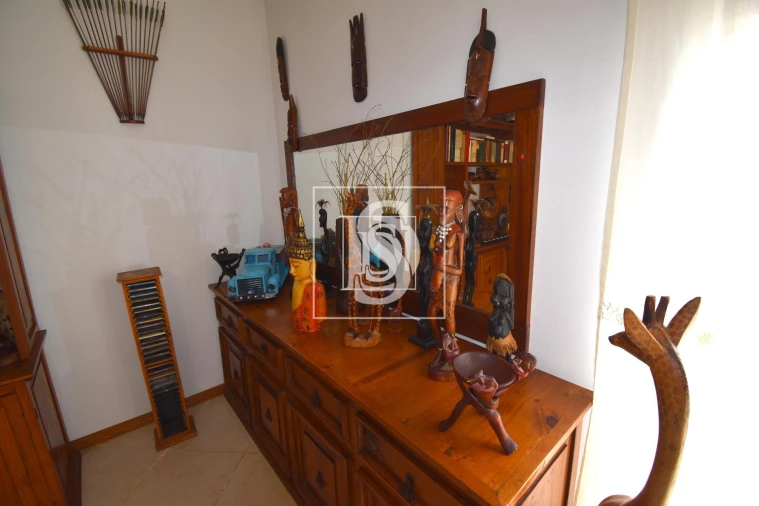 Moradia T4 para Venda em Encarnação Foto 23