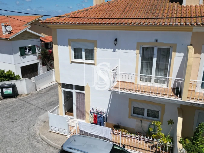 Moradia T4 para Venda em Encarnação Foto 4