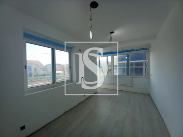 Apartamento T4 para Venda em Laranjeiro e Feijó
