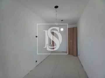 Apartamento T4 para Venda em Laranjeiro e Feijó