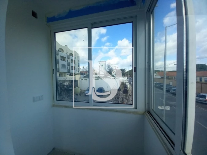 Apartamento T4 para Venda em Laranjeiro e Feijó Foto 16