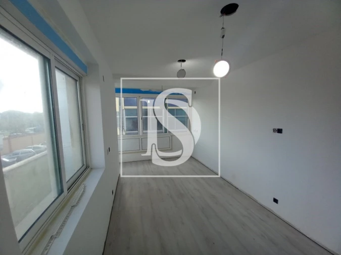 Apartamento T4 para Venda em Laranjeiro e Feijó Foto 33