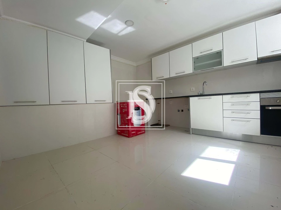 Moradia T3 para Venda em Carcavelos e Parede Foto 26