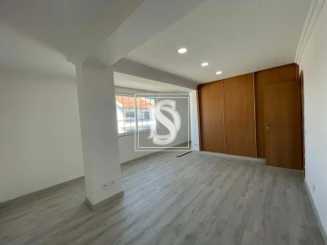 Moradia T3 para Venda em Carcavelos e Parede