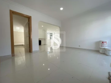 Moradia T3 para Venda em Carcavelos e Parede