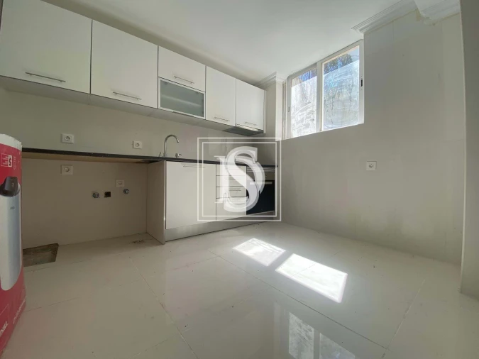 Moradia T3 para Venda em Carcavelos e Parede Foto 27