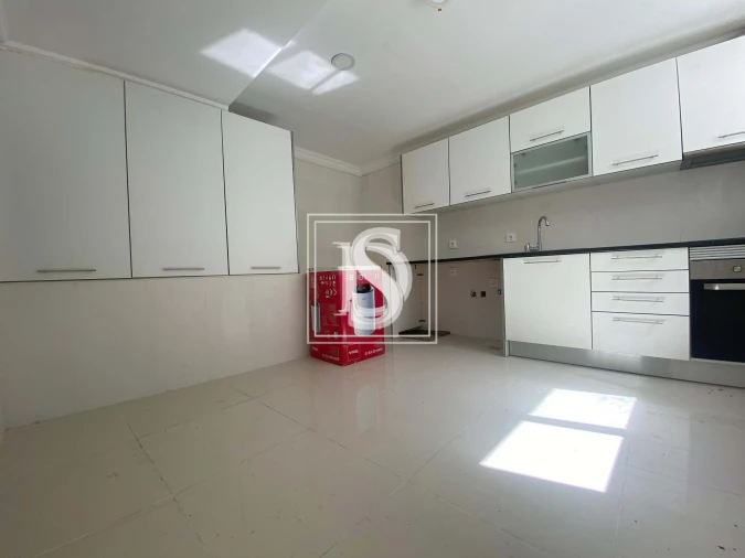 Moradia T3 para Venda em Carcavelos e Parede Foto 26