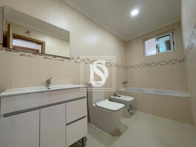 Moradia T3 para Venda em Carcavelos e Parede Foto 15