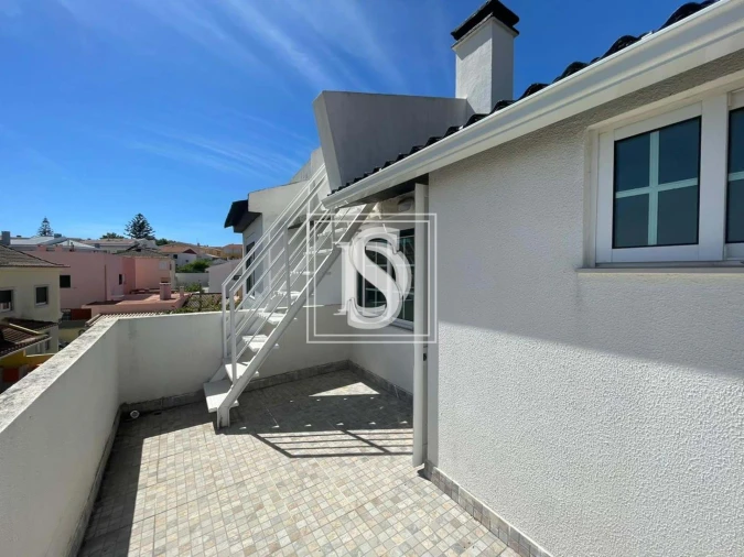 Moradia T3 para Venda em Carcavelos e Parede Foto 17