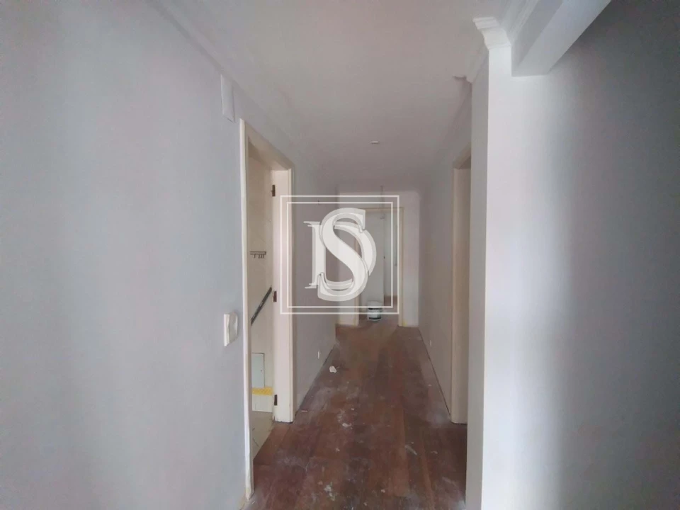 Moradia T7 para Venda em Rio de Mouro Foto 3