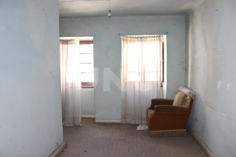 Moradia T4 para Venda em Alcains Foto 9