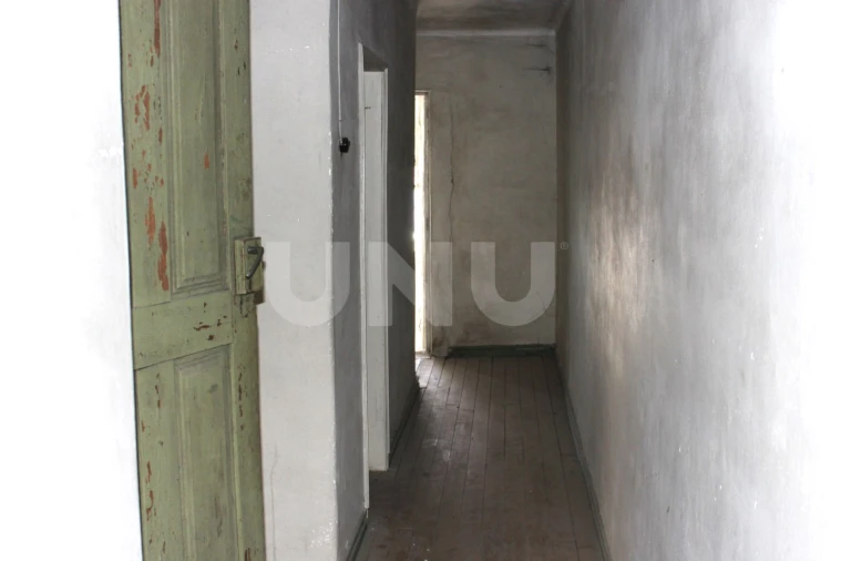 Moradia T4 para Venda em Alcains Foto 12