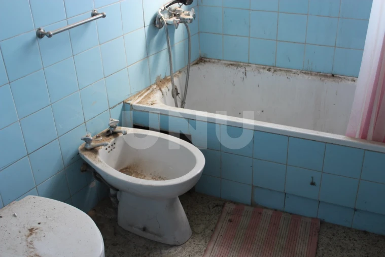 Moradia T4 para Venda em Alcains Foto 16