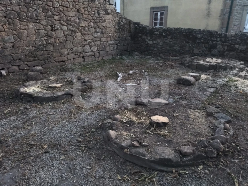 Terreno para Venda em Escalos de Baixo e Mata Foto 4