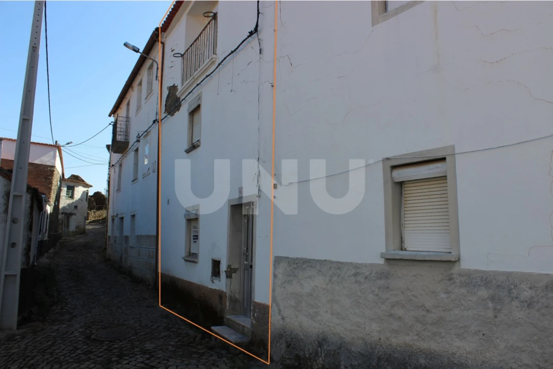 Moradia T1 para Venda em Rosmaninhal Foto 1