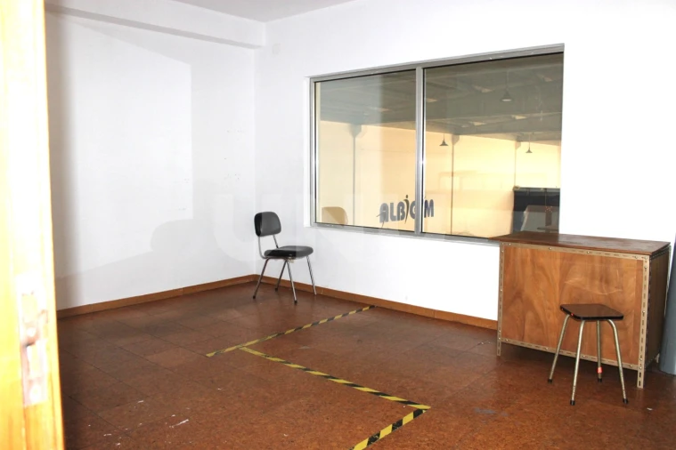 Armazém para Arrendamento em Castelo Branco Foto 7