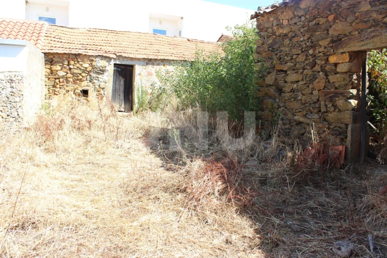 Terreno para Venda em Penha Garcia Foto 7