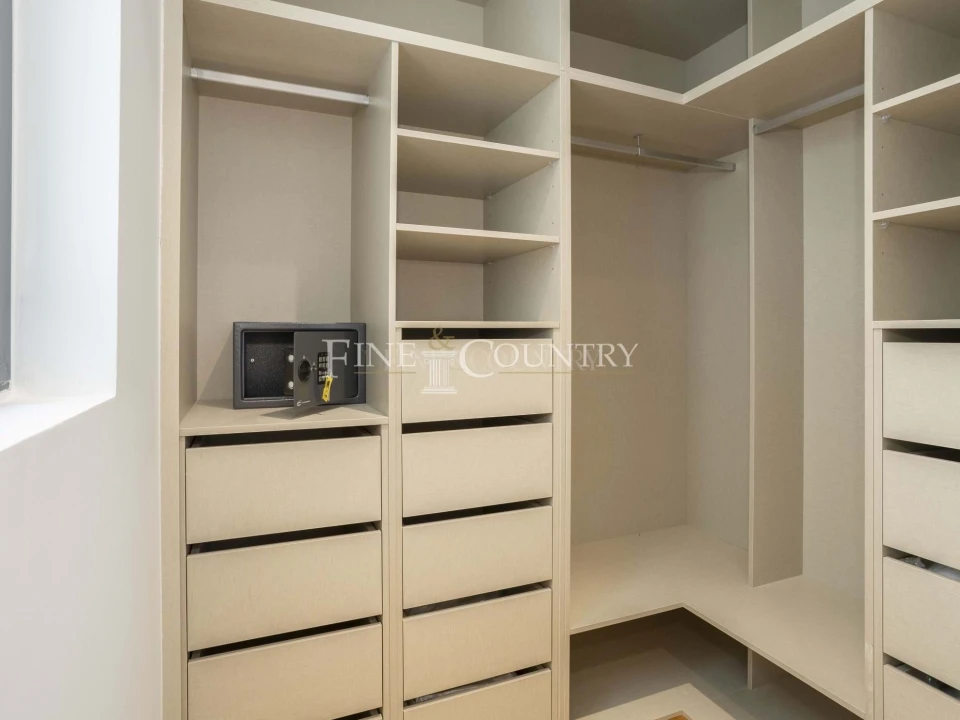 Apartamento T2 para Venda em Olhão Foto 23