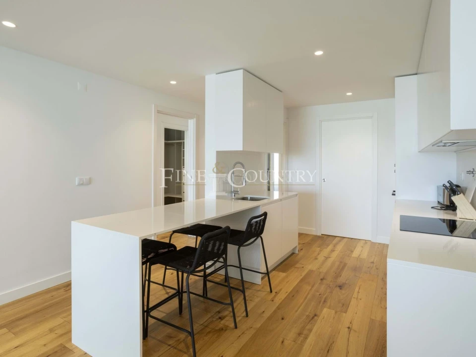 Apartamento T2 para Venda em Olhão Foto 9