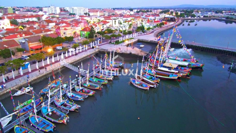 Terreno para Venda em Alhos Vedros Foto 2