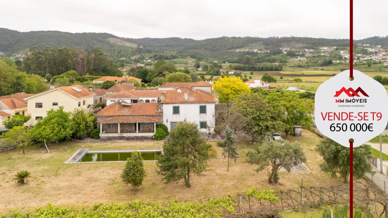 Quinta T9 para Venda em Carreira e Refojos de Riba de Ave Foto 1