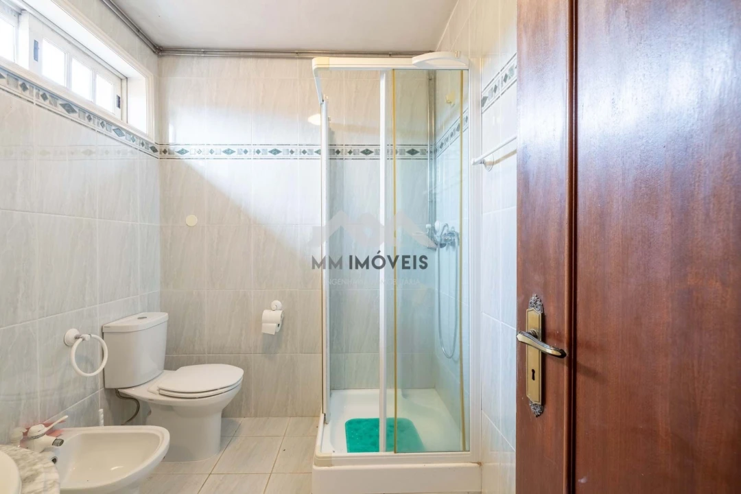 Quinta T9 para Venda em Carreira e Refojos de Riba de Ave Foto 66