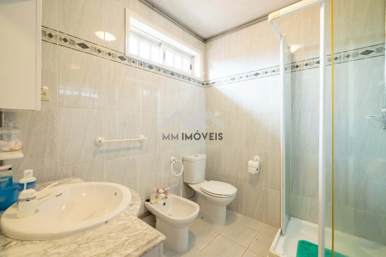 Quinta T9 para Venda em Carreira e Refojos de Riba de Ave Foto 65