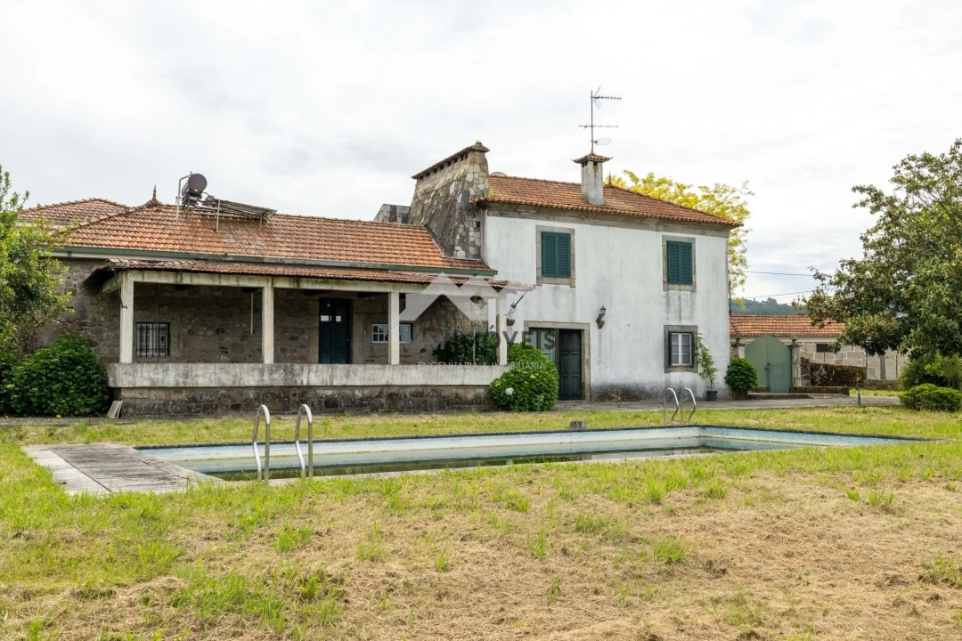 Quinta T9 para Venda em Carreira e Refojos de Riba de Ave Foto 11