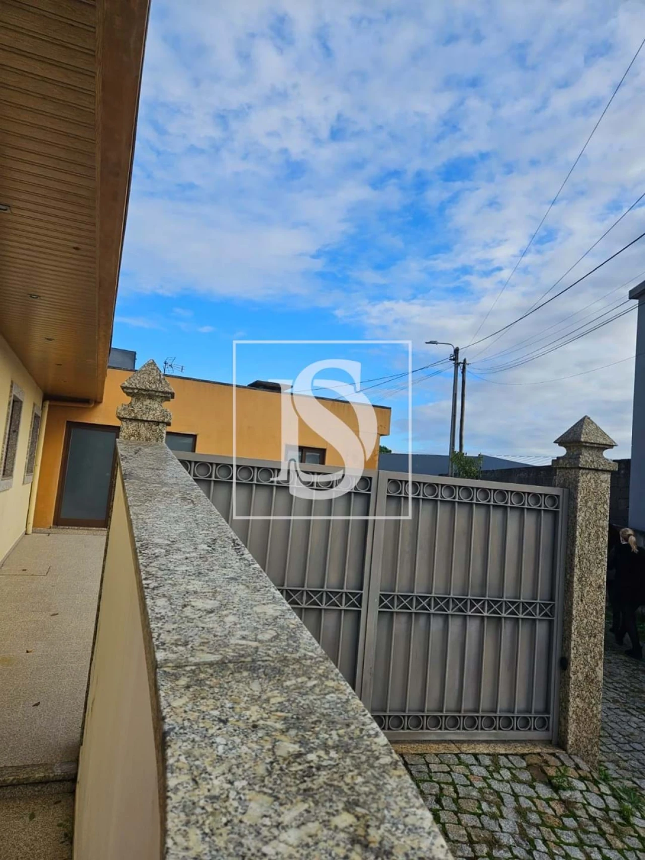 Moradia T6 para Venda em Candoso (São Martinho) Foto 3