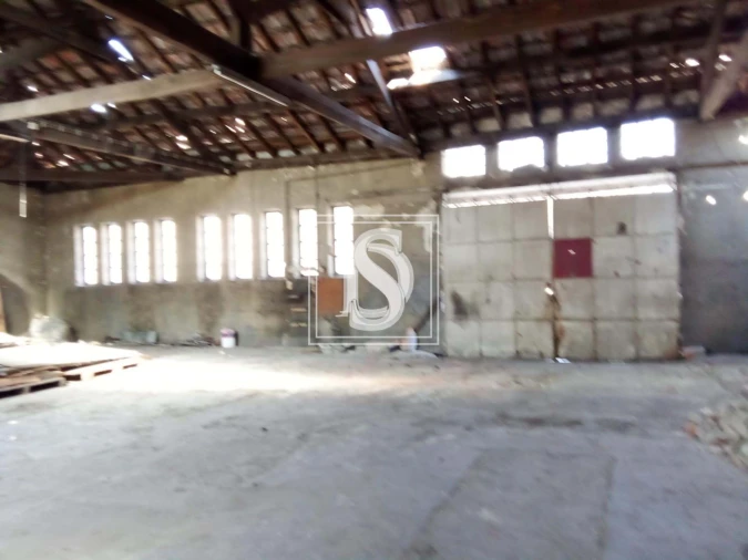 Armazém para Arrendamento em Oliveira, São Paio e São Sebastião Foto 3