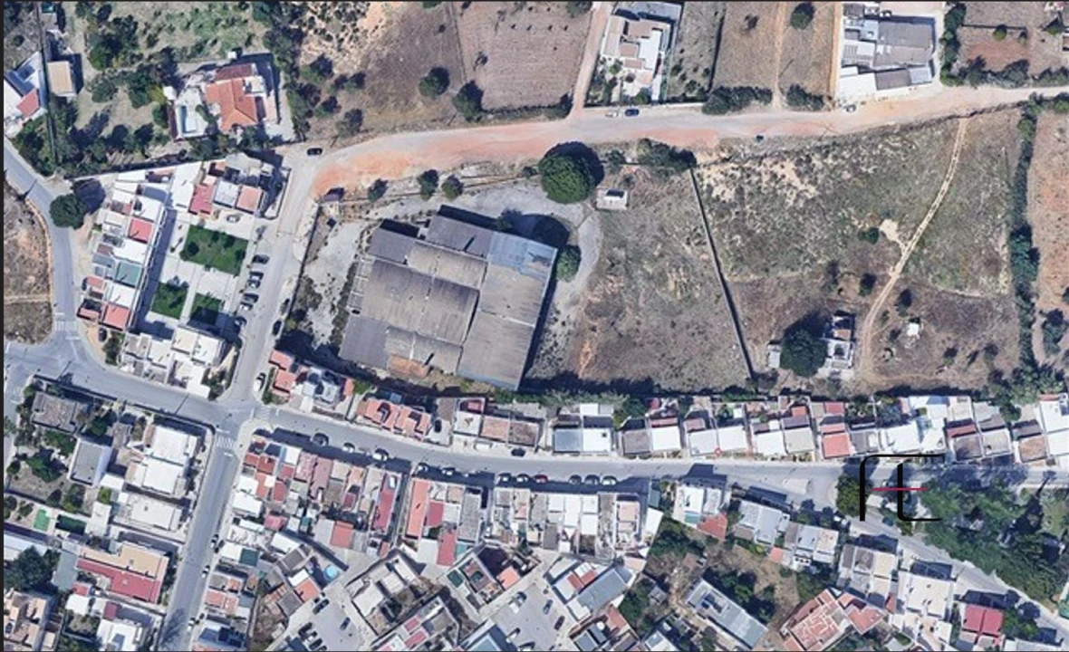 Terreno para Venda em Quelfes Foto 8